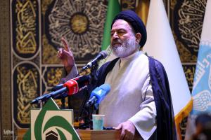 مراسم قرعه‌کشی عمره دانشگاهیان +عکس