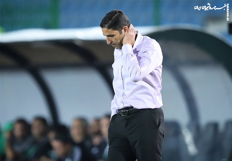 خروجی جلسه هیئت مدیره پرسپولیس با هاشمیان؛ «وحید» فعلاً‌ تا بازی مقابل ذوب‌آهن ماندنی است