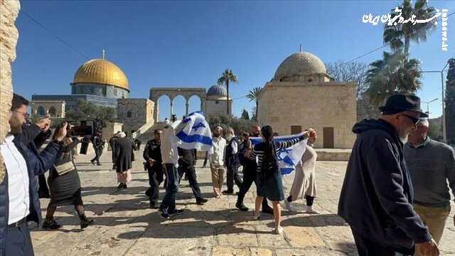 یورش ده‌ها شهرک‌نشین صهیونیست به مسجد الاقصی