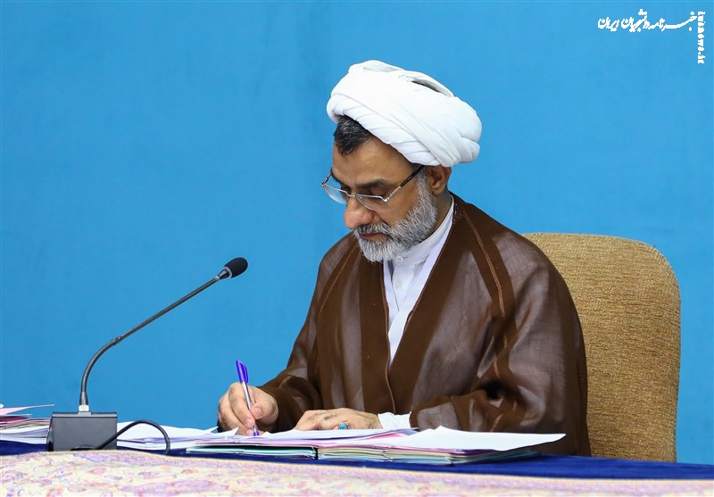الگوی مدیریتی امام و رهبری پیوند عقلانیت و معنویت است