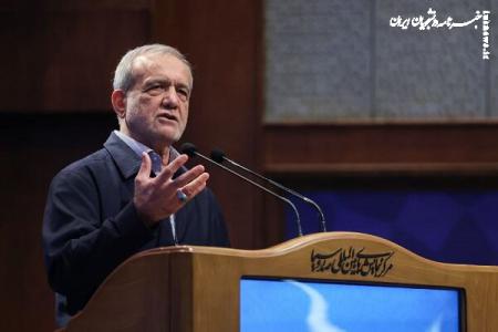پزشکیان: رقم اضافه‌کار پرستاران، اصلاً قابل قبول نیست و باید اصلاح شود