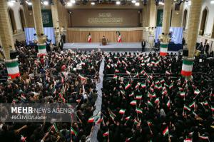 دیدار دانش‌آموزان و دانشجویان با رهبر معظم انقلاب اسلامی