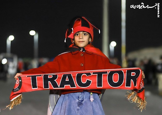 دیدار تیم‌های فوتبال تراکتور و الشرطه عراق +عکس