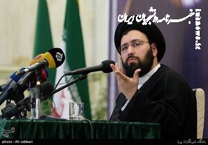 تسخیر لانه جاسوسی استقلال کشور را تضمین کرد