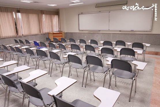 با چالش صندلی‌های خالی مواجه‌ایم/ آینده رشته‌های ضروری کشور نگران کننده است