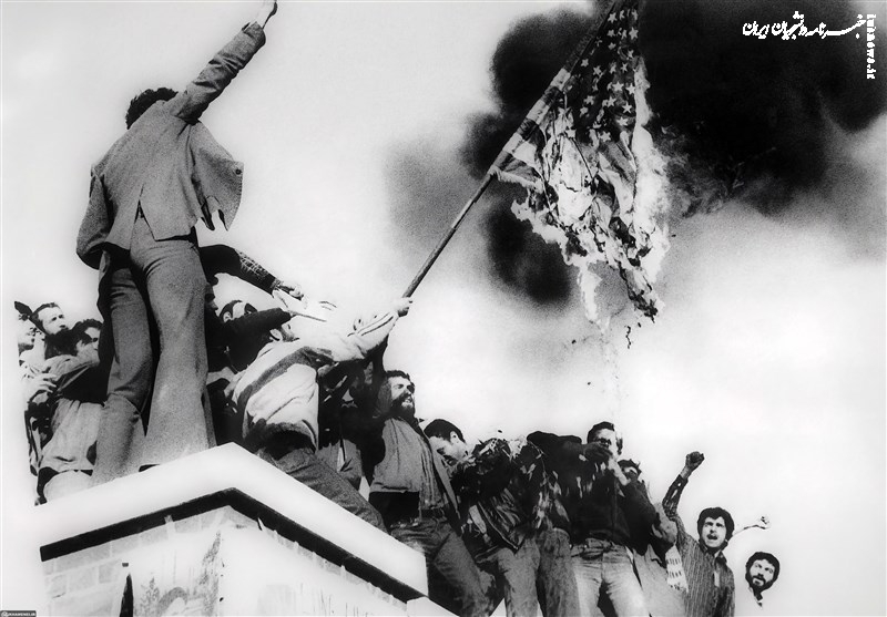 سیزده آبان نماد مقاومت در برابر استکبار جهانی