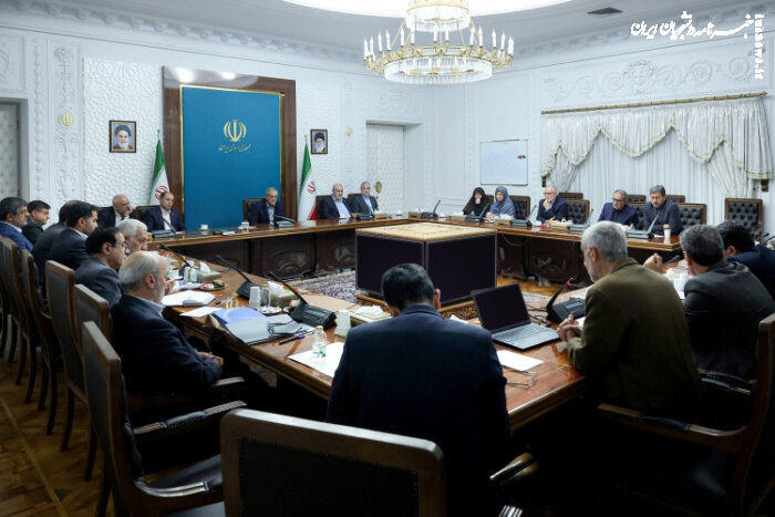 گزارش کارگروه آب دانشگاه تهران به رئیس جمهور ارائه شد