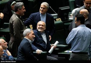 حضور پزشکیان در صحن علنی مجلس +عکس