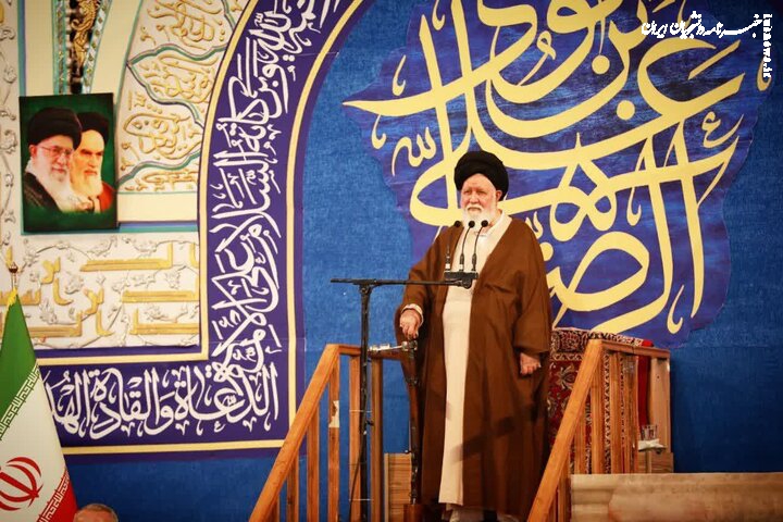 علم الهدی:حل مشکلات اقتصادی نیازمند حرکت جهادی و مقتدرانه مسئولان است