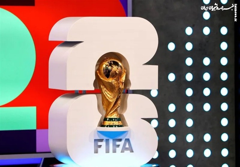 پایان کار انگلیس و فرانسه صعود کرده با پیروزی بر رقبا