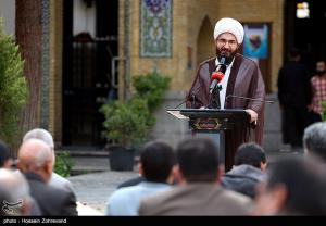 نماز طلب باران در دانشگاه علم و صنعت +عکس