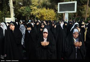 نماز طلب باران در دانشگاه علم و صنعت +عکس