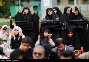 نماز طلب باران در دانشگاه علم و صنعت +عکس