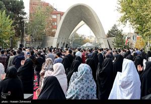 نماز طلب باران در دانشگاه علم و صنعت +عکس