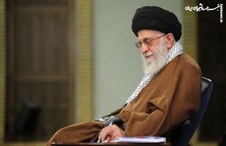 تقریظ‌هایی بر داستان سه زن، منتشر شد