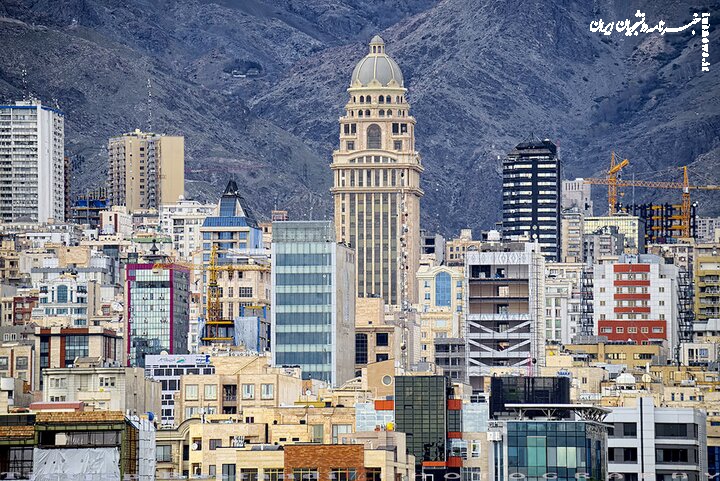 احتکار ۳۷ میلیون مترمربع ملک توسط بانک‌ها، عامل تشدید قیمت مسکن است