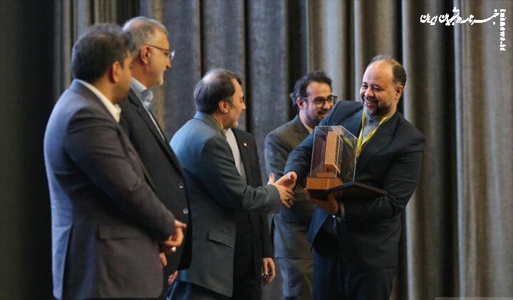 شیراز در جایزه جهانی «خشت طلایی» خوش درخشید