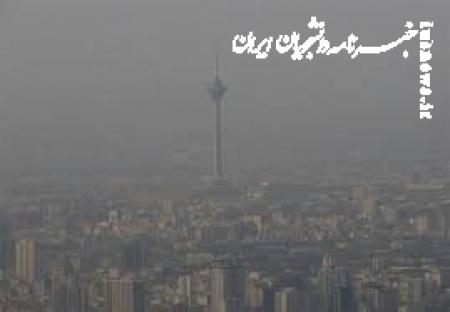 آلودگی هوا دست از سر تهران بر نمی‌دارد؛ وضعیت دوباره قرمز شد