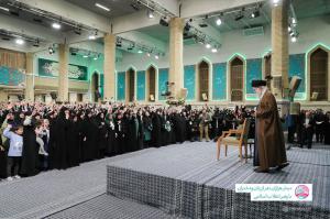 دیدار هزاران نفر از زنان و دختران با رهبر انقلاب