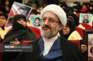 گردهمایی مادران و همسران شهدای قمی +عکس