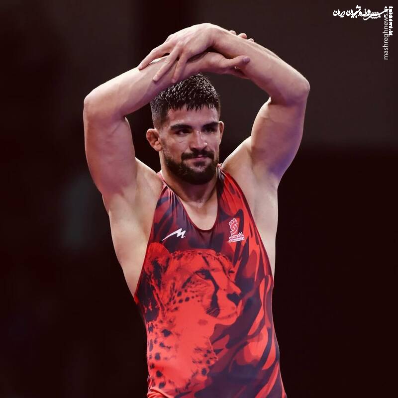 پیامی که یک کشتی گیر ایرانی با دستانش فرستاد!