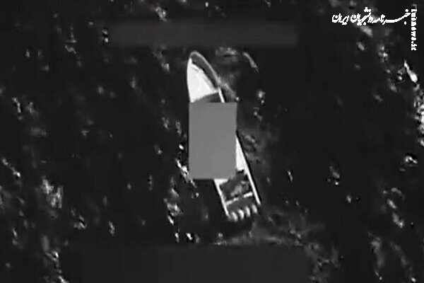 ارتش آمریکا: یک کشتی را در آب‌های بین‌المللی هدف قرار دادیم