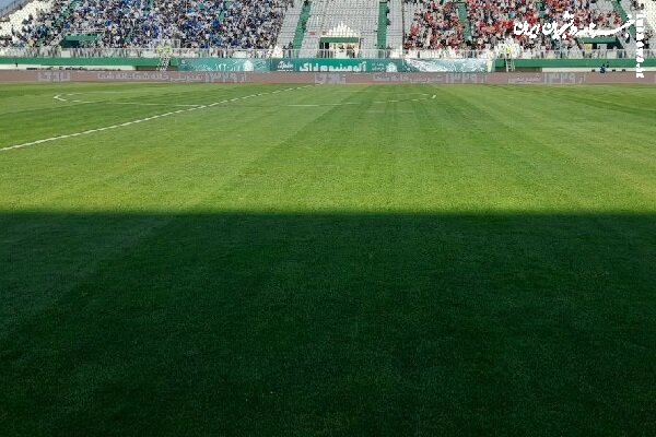 ظرفیت ورزشگاه امام خمینی اراک تکمیل شد