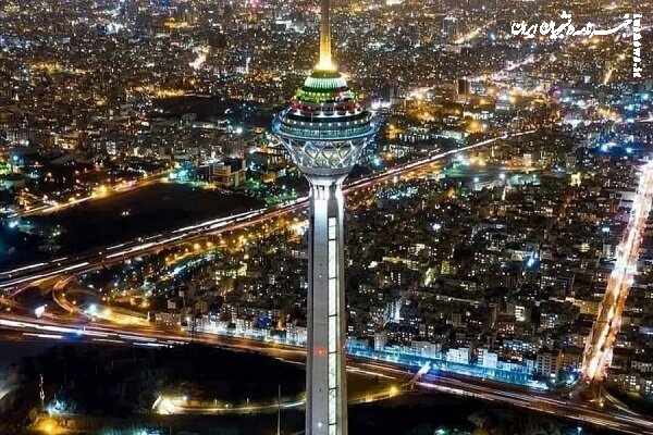 دانشجویان با تخفیف ویژه از برج میلاد بازدید کنند