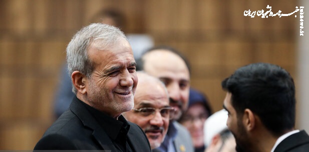 آغاز مراسم روز دانشجو با حضور رئیس جمهور