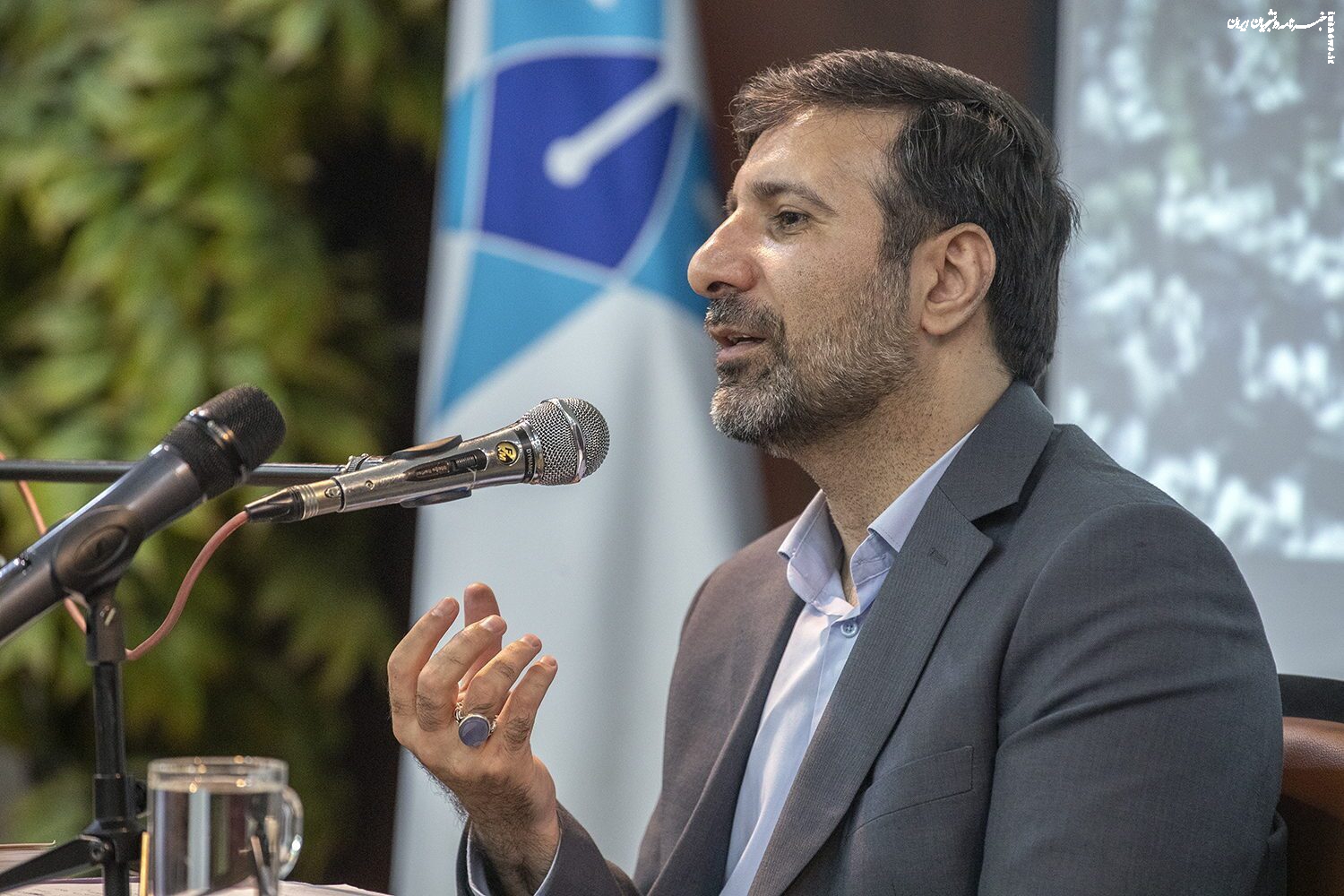 جامعه دانشجویی، پیشران حرکت‌های اجتماعی و قانون اساسی، معیاری روشن برای تشخیص اولویت‌های جریان‌ دانشجویی است