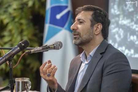 جامعه دانشجویی، پیشران حرکت‌های اجتماعی و قانون اساسی، معیاری روشن برای تشخیص اولویت‌های جریان‌ دانشجویی است