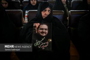 تجلیل از مادران و همسران شهدای جنگ ۱۲ روزه