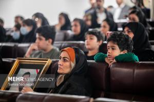 تجلیل از مادران و همسران شهدای جنگ ۱۲ روزه