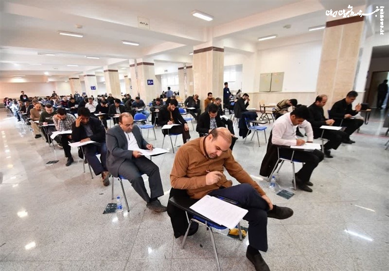 چه کسانی نمی توانند در آزمون کارشناسی ارشد ۱۴۰۵ ثبت نام کنند