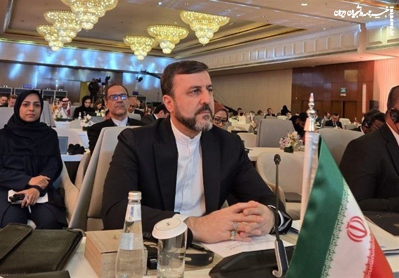 غریب‌ آبادی: مردم ایران هرگز تسلیم تهدیدات و تجاوزات نخواهند شد