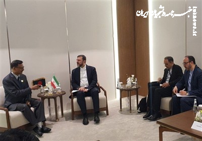 دیدار غریب آبادی با سرپرست وزارت خارجه بنگلادش