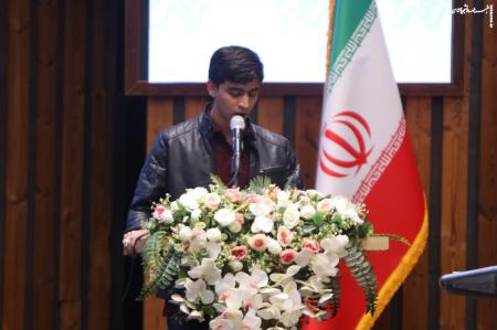 از ولخرجی‌های نمایشی دانشگاه تا مطالبات واقعی دانشجویان +فیلم