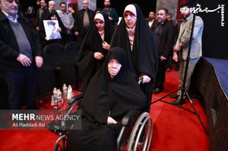 آئین تجلیل از مادر سرداران شهید حسن و محمد باقری