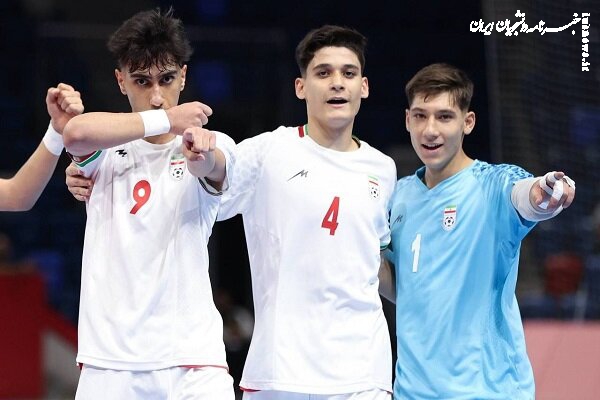 فدراسیون به خاطر تخلف فوتسال جوانان نقره‌داغ شد