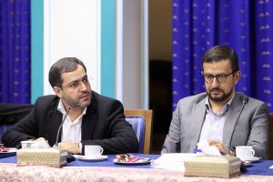 جلسه بررسی راهکارهای تحقق انسجام ملی و چگونگی عبور از چالش‌ها به ریاست رئیس‌جمهور پزشکیان +عکس