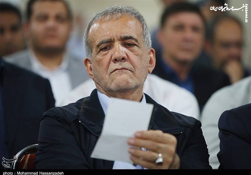 درخواست ۹۰ دفتر بسیج دانشجویی دانشگاه فرهنگیان از پزشکیان