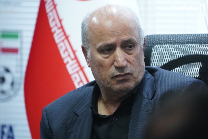 فدراسیون فوتبال با نمادهای رنگین‌کمانی در بازی تیم ملی مخالف است