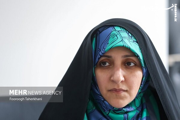  مرز دانشگاه و جامعه باید برداشته شود