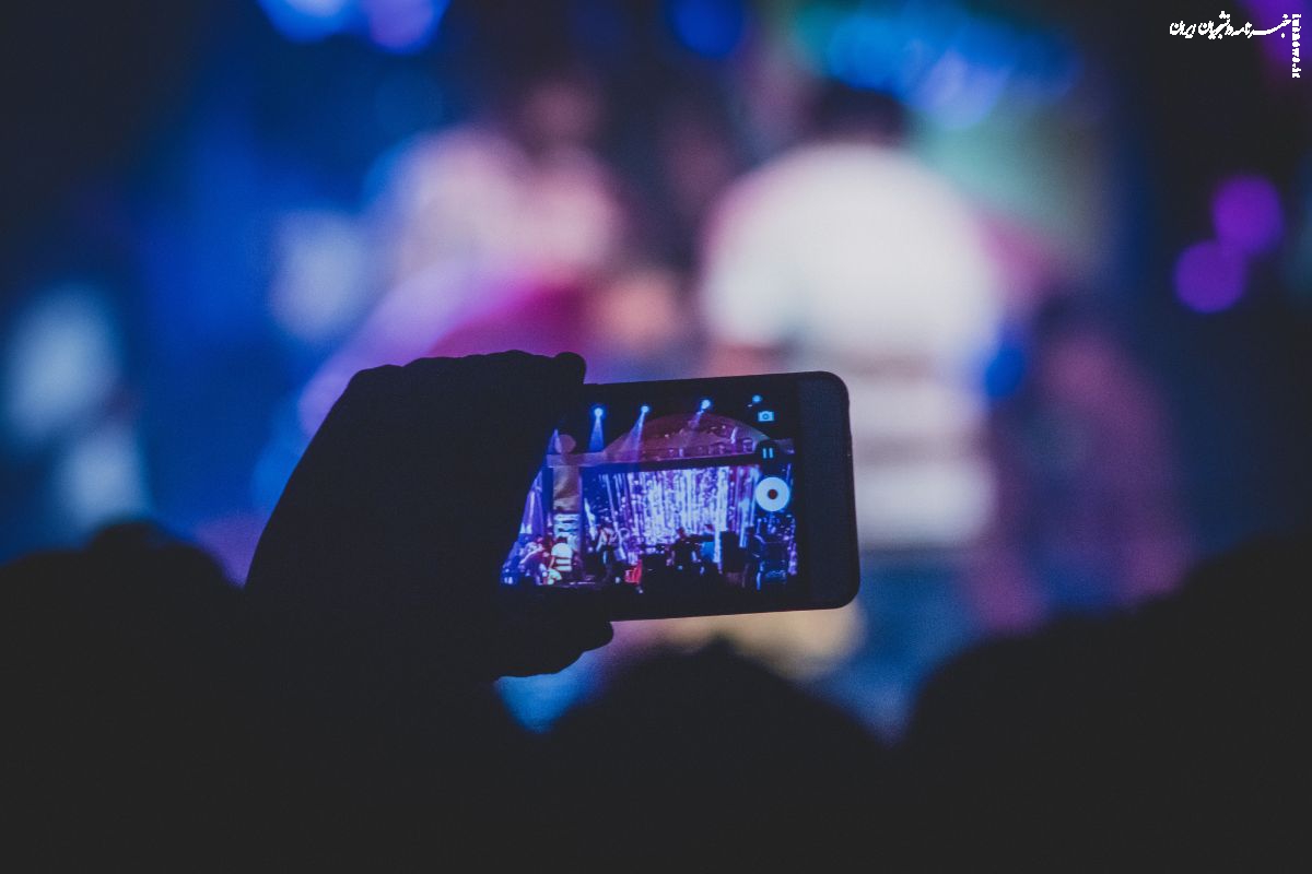 AI Videos Everywhere: Practical Red Flags for Safer Sharing
