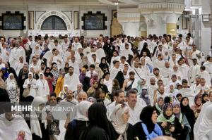 کاروان عمره دانشگاهیان