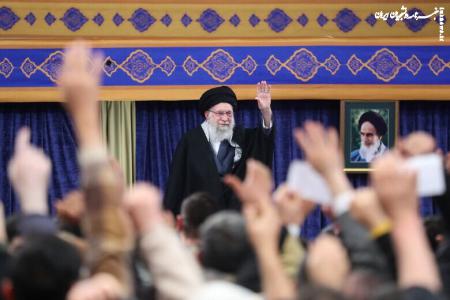 بازاری‌ها وفادارترین قشر به نظام هستند/ در مقابل دشمن کوتاه نمی‌آییم