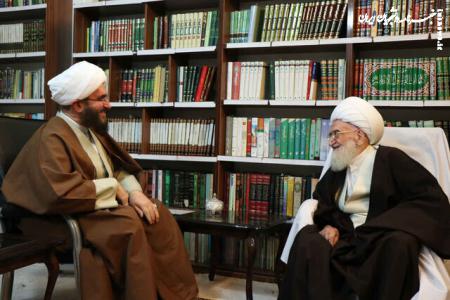 آیت‌الله نوری همدانی: ائمه جمعه باید صدای مردم باشند