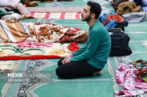 مراسم معنوی اعتکاف در دانشگاه امیرکبیر
