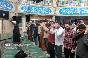 مراسم معنوی اعتکاف در دانشگاه امیرکبیر