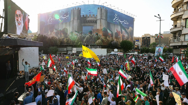 هدف دشمن تجزیه ایران است